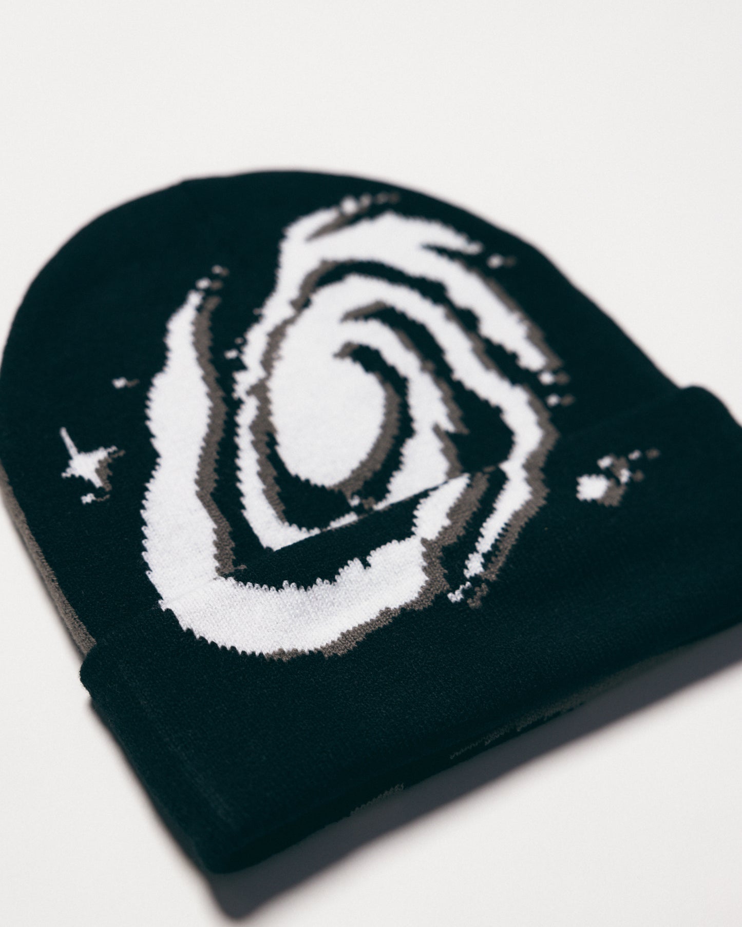 Black Nova Market Beanie v2