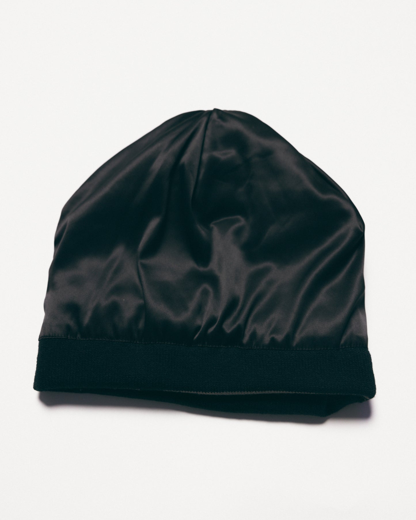 Black Nova Market Beanie v2